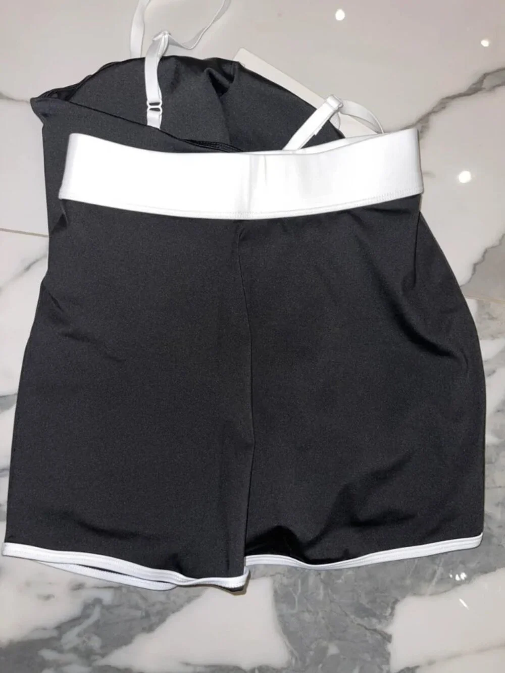 Alo Yoga Black & White Sports Bra and Skort Set Women's S